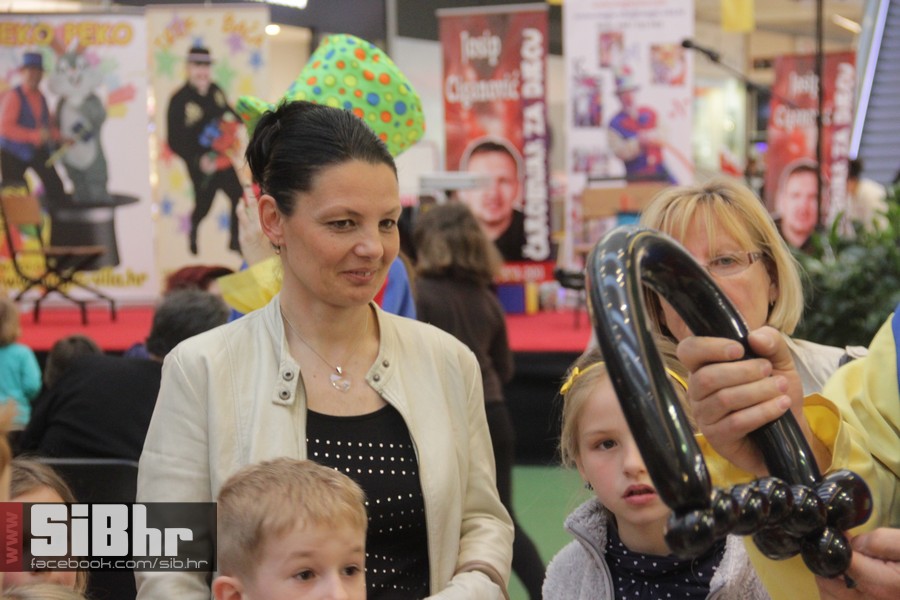 magic_avenue_mall_1804_09