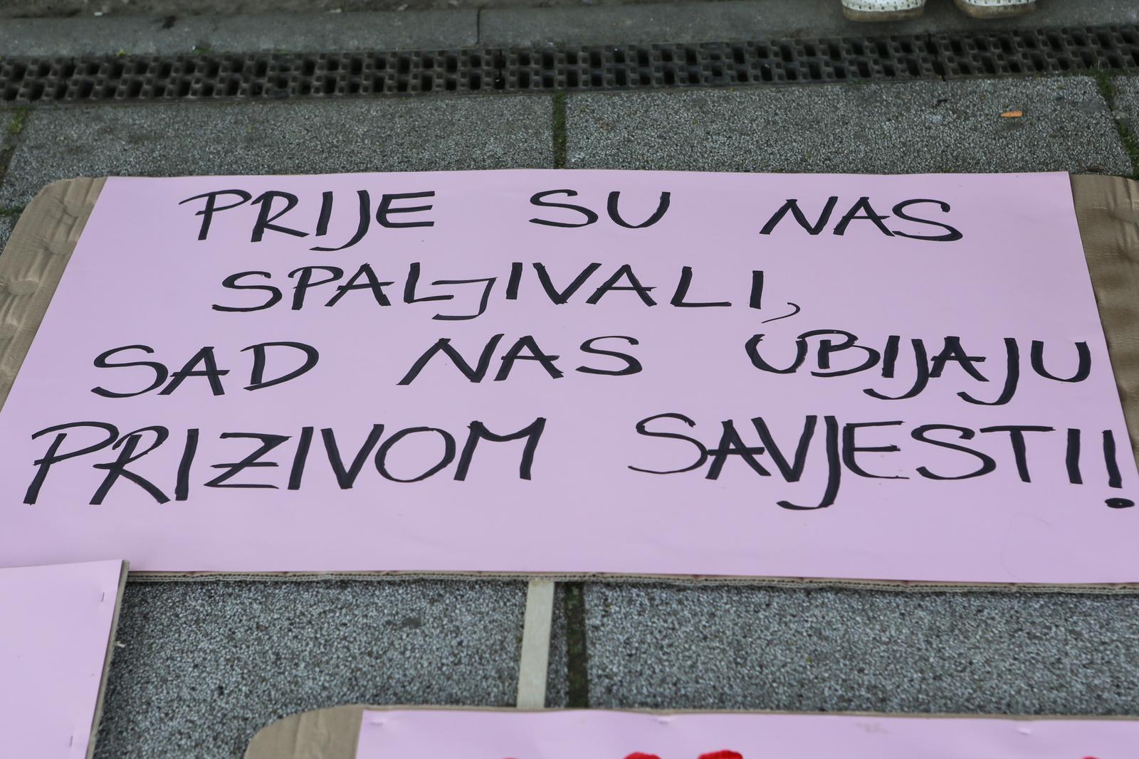 Prosvjed žena na Tregu slobode u Osijeku