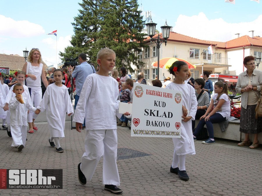 mali_djekovacki_vezovi_18