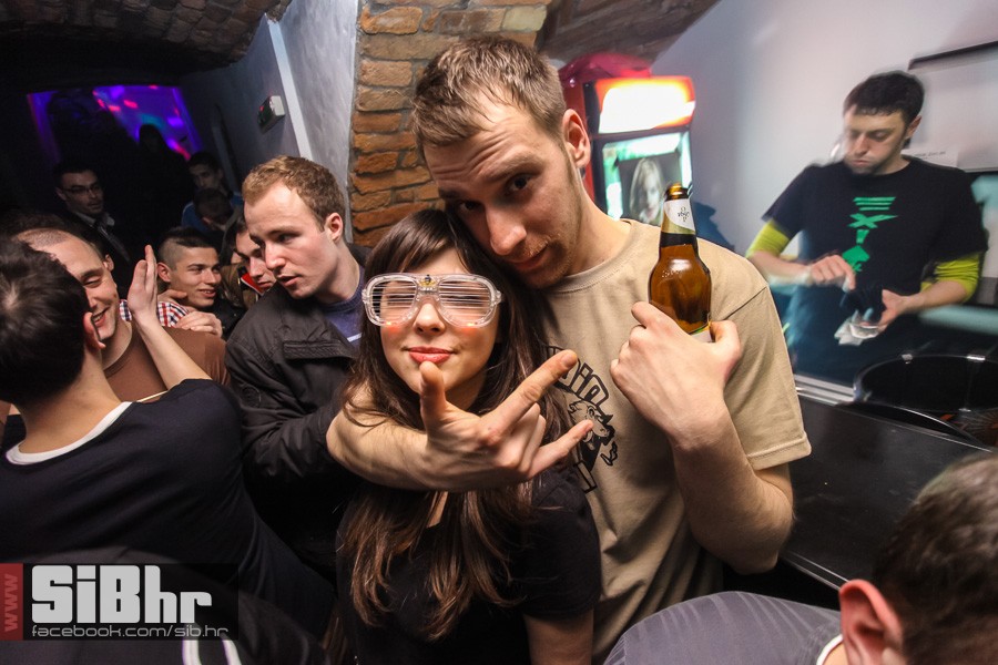 exit-viptaxi_SiBhr_37 exit-viptaxi_SiBhr_37