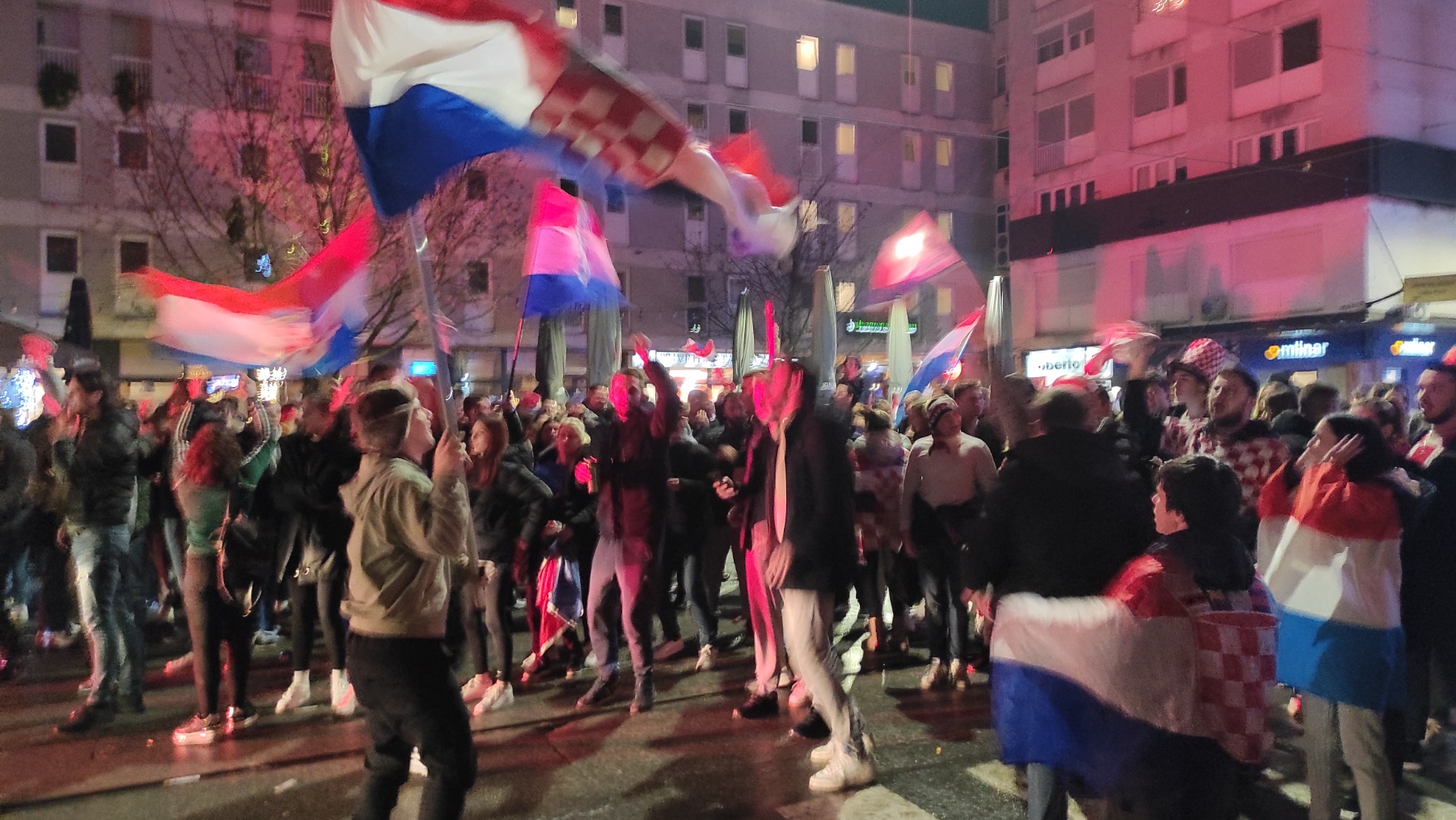 Slavlje nakon pobjede Hrvatske