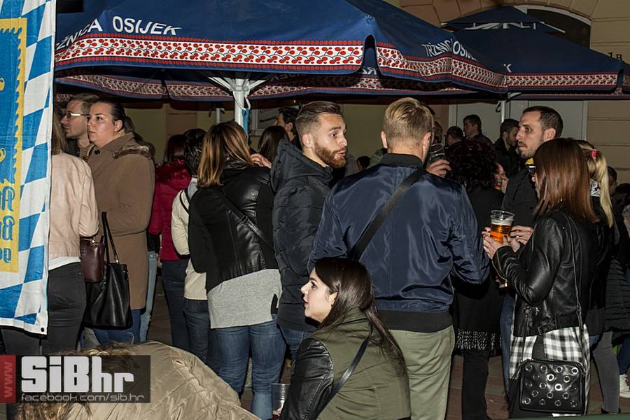suncana_ulica_oktoberfest_42