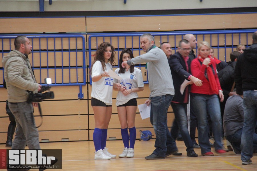 nk_osijek_jug205
