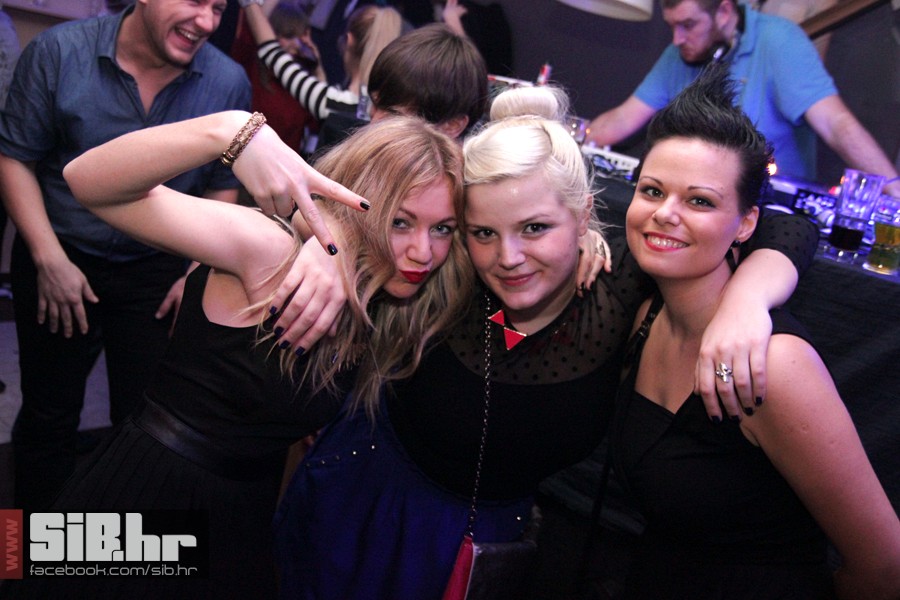 novagtrgkinolumiermediumlotus48 novagtrgkinolumiermediumlotus48