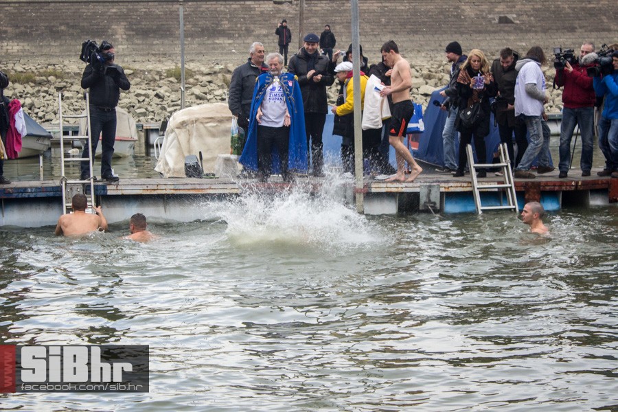 skakanje_tuljan_31122015_sibhr_