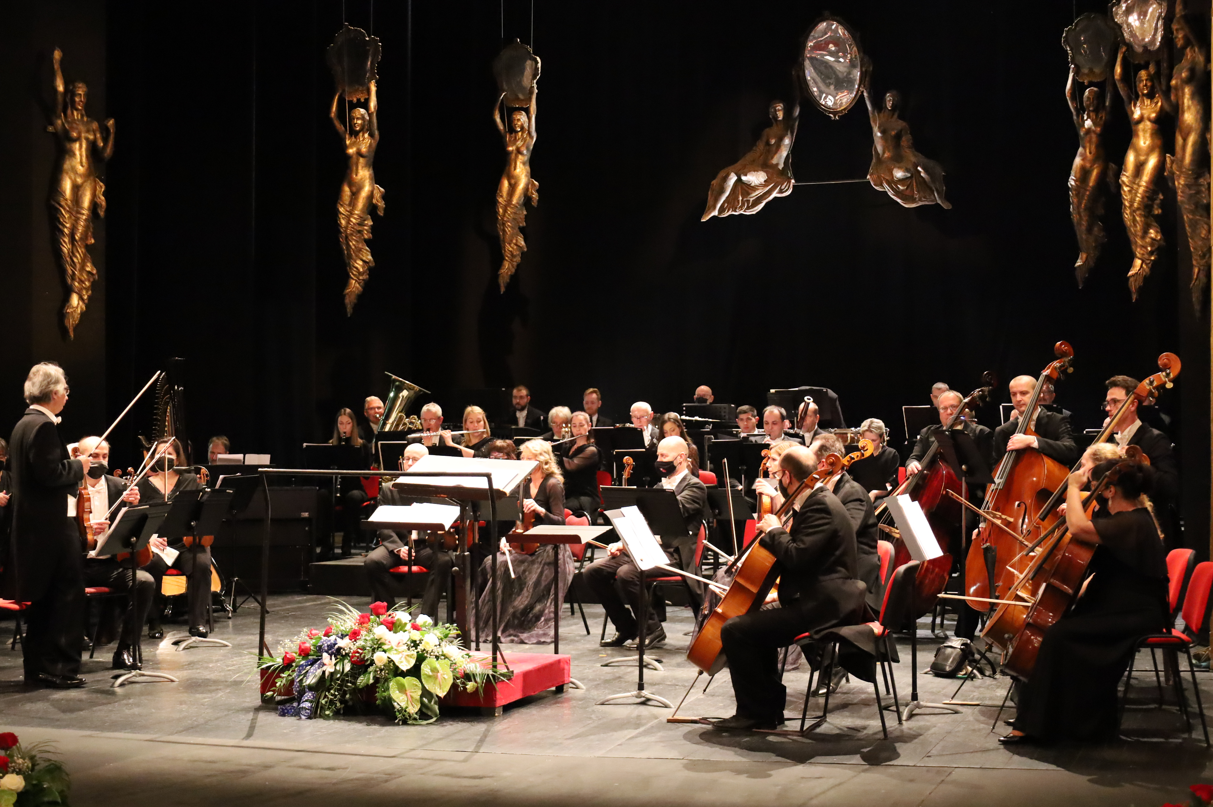 Gala koncert ”On the Bridge of Music” Gala koncert ”On the Bridge of Music”