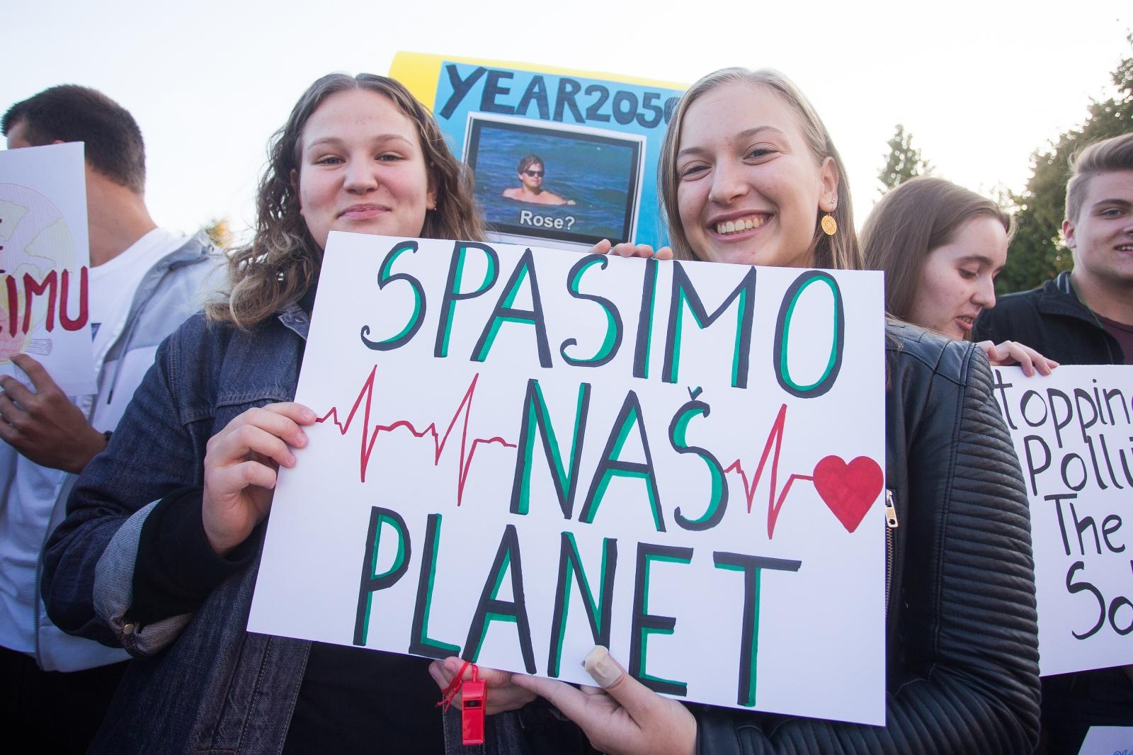 Osijek, 20.9.2019. – Prosvjed srednjoškolaca za spas klime Osijek, 20.9.2019. – Prosvjed srednjoškolaca za spas klime