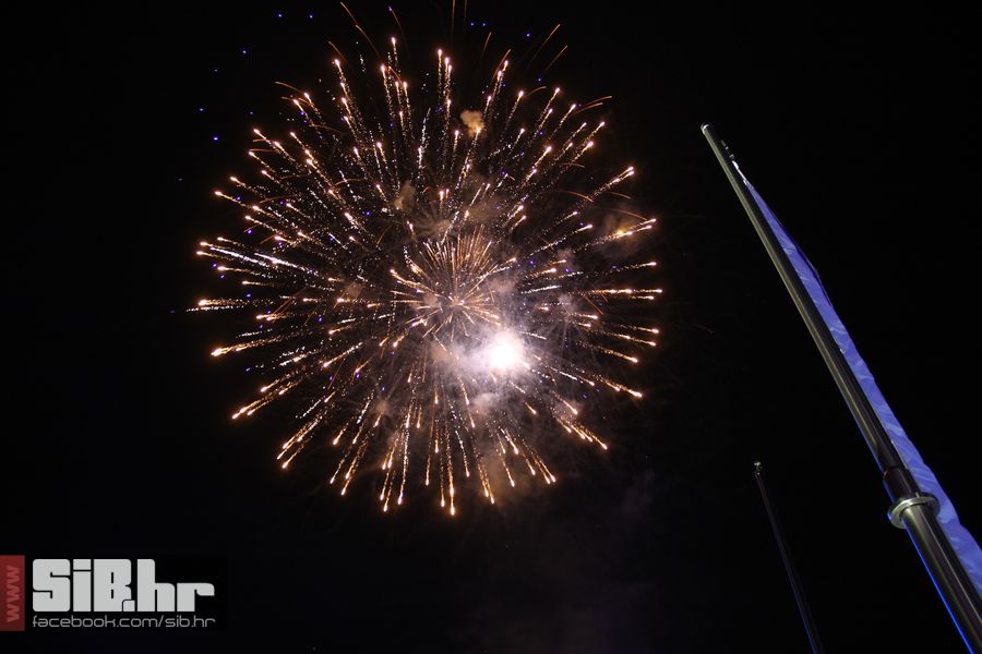 SvecanoOtvorenTrgSlobode_SiBhr_