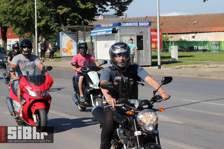 motorijada_osijek_defile_SiBhr_