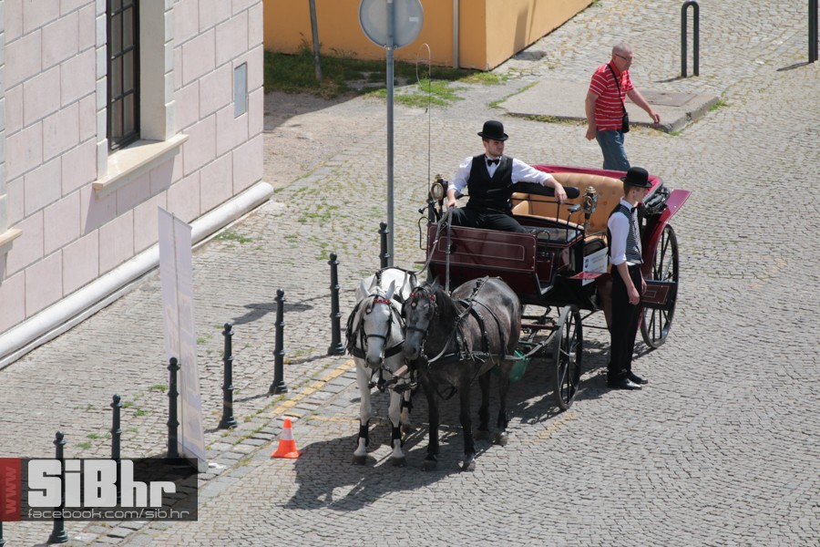 sajam_antikviteta0406_2016_sibh