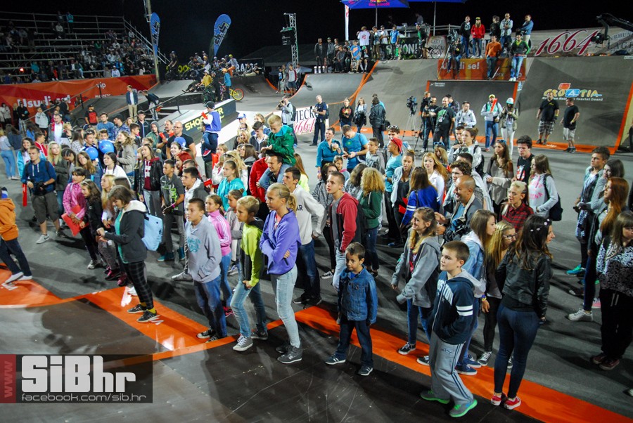 pannonian_petak2015_SiBhr130