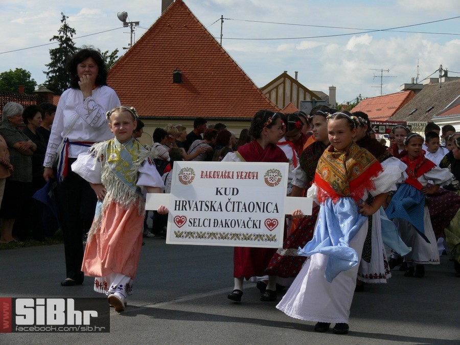 mali_djekovacki_vezovi_40