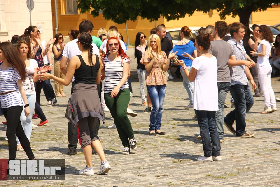 quadrillaj_SiBhr_17