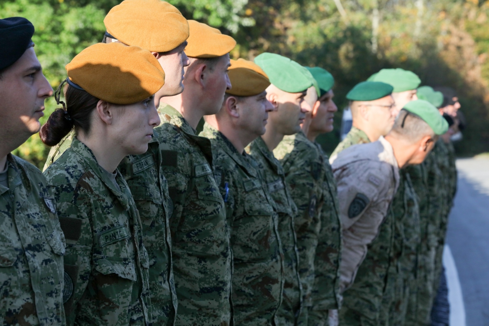 Snajperisti, tenkovi, helikopteri i oklopnjaci okupirali Pampas