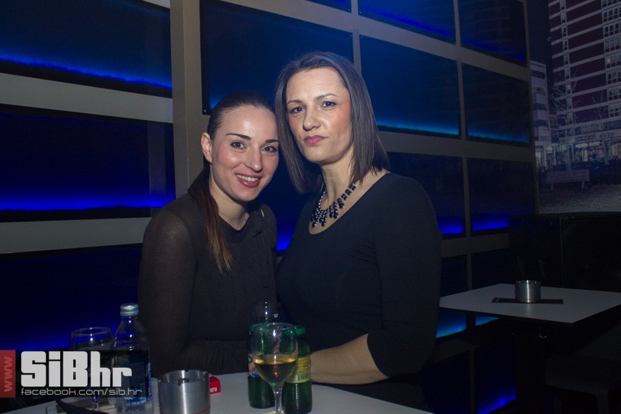 outsdie_23