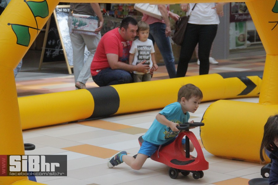 autici_avenue_mall_osijek_17