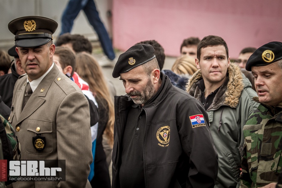 kolona_sjecanja_vukovar_1811201