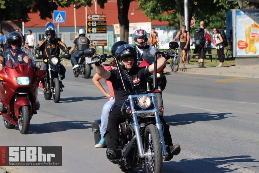 motorijada_osijek_defile_SiBhr_