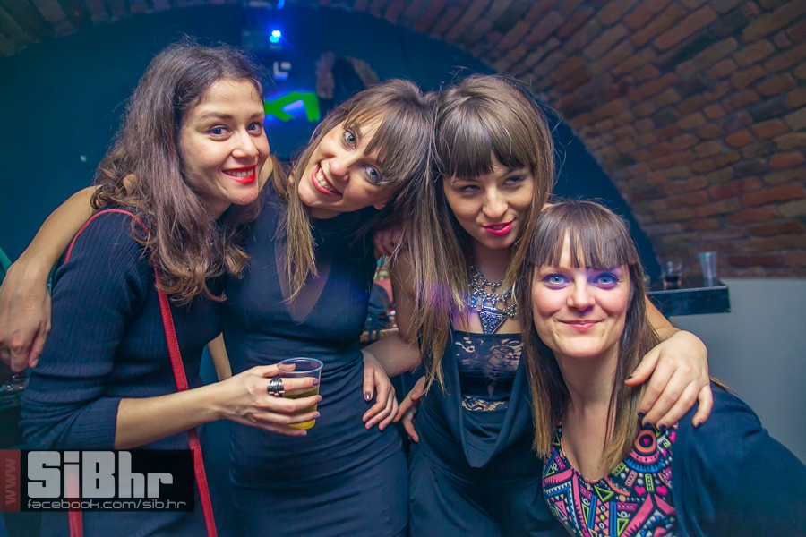exit_pavijani_1801_nocni_zivot_