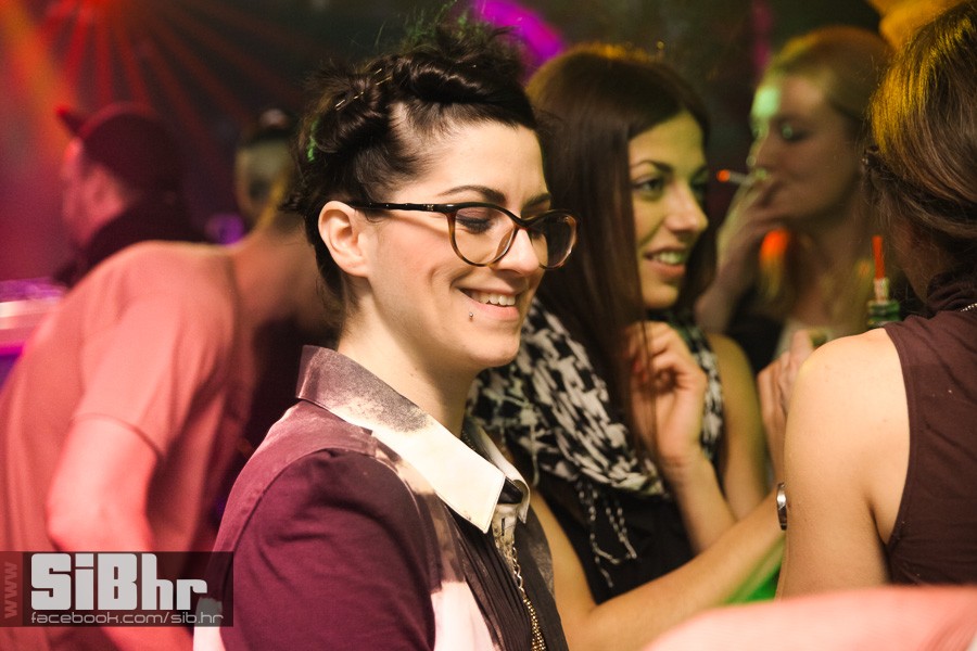 exit-viptaxi_SiBhr_5 exit-viptaxi_SiBhr_5