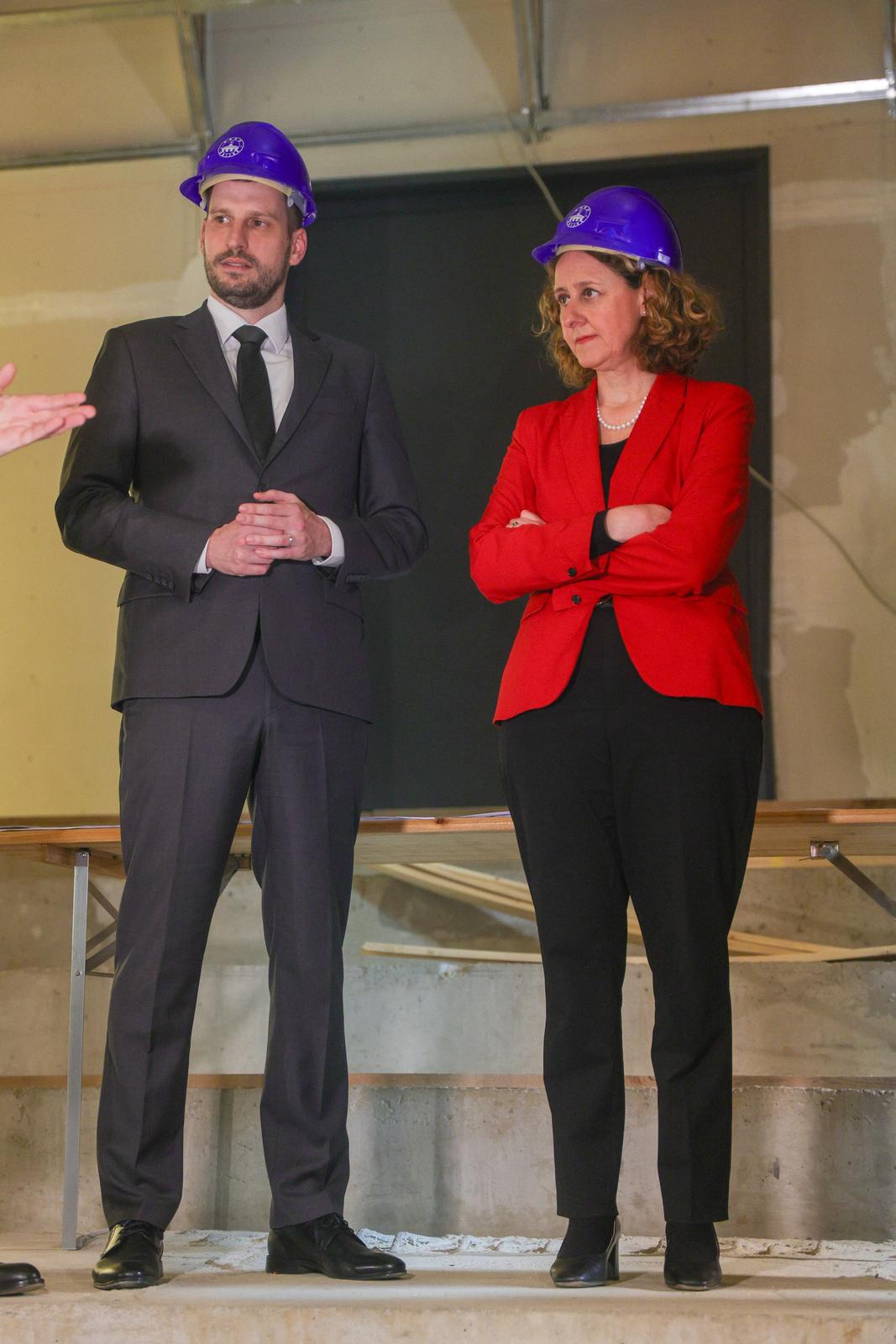 Radovi na koncertnoj dvorani Kulturnog centra Radovi na koncertnoj dvorani Kulturnog centra