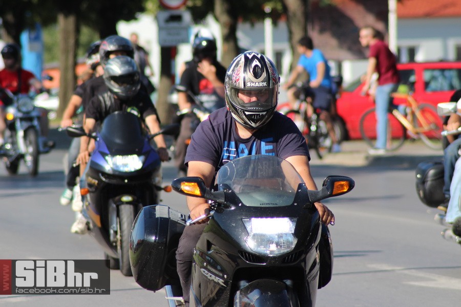 motorijada_osijek_defile_SiBhr_