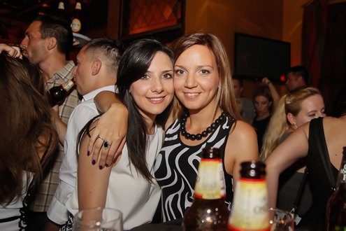 old_bridge_pub_night_life_1