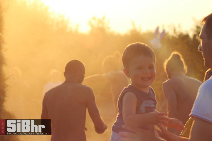 slama_dan_drugi_SiBhr_68 slama_dan_drugi_SiBhr_68