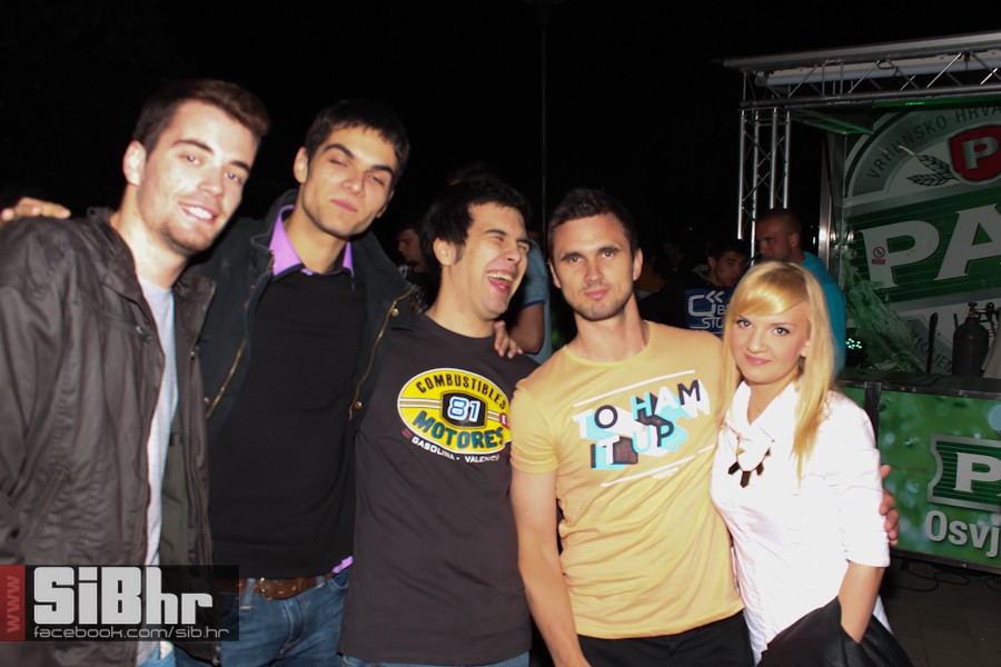 dc_party_2706_SiBhr_36 dc_party_2706_SiBhr_36