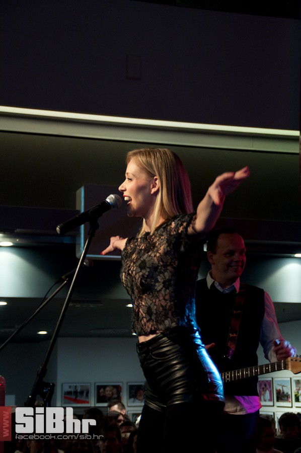 jelenarozga1412_SiBhr_10