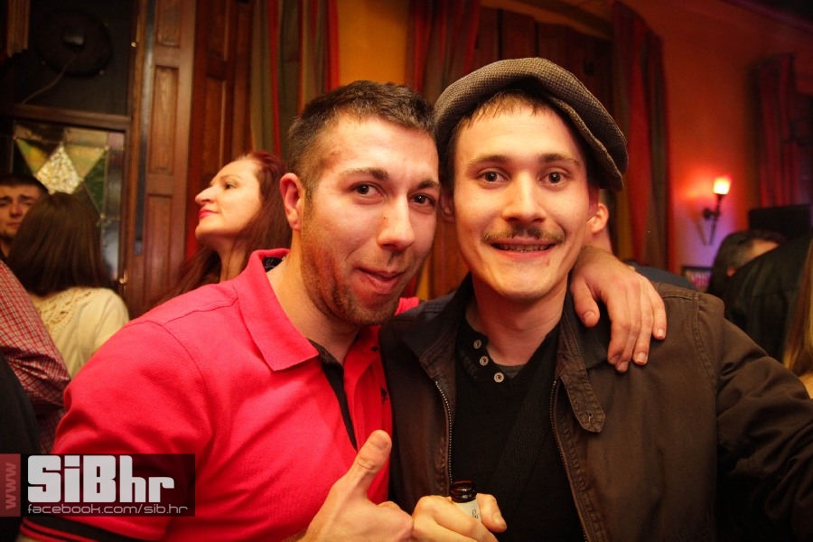 old_bridge_pub_13042013_sibhr_2 old_bridge_pub_13042013_sibhr_2