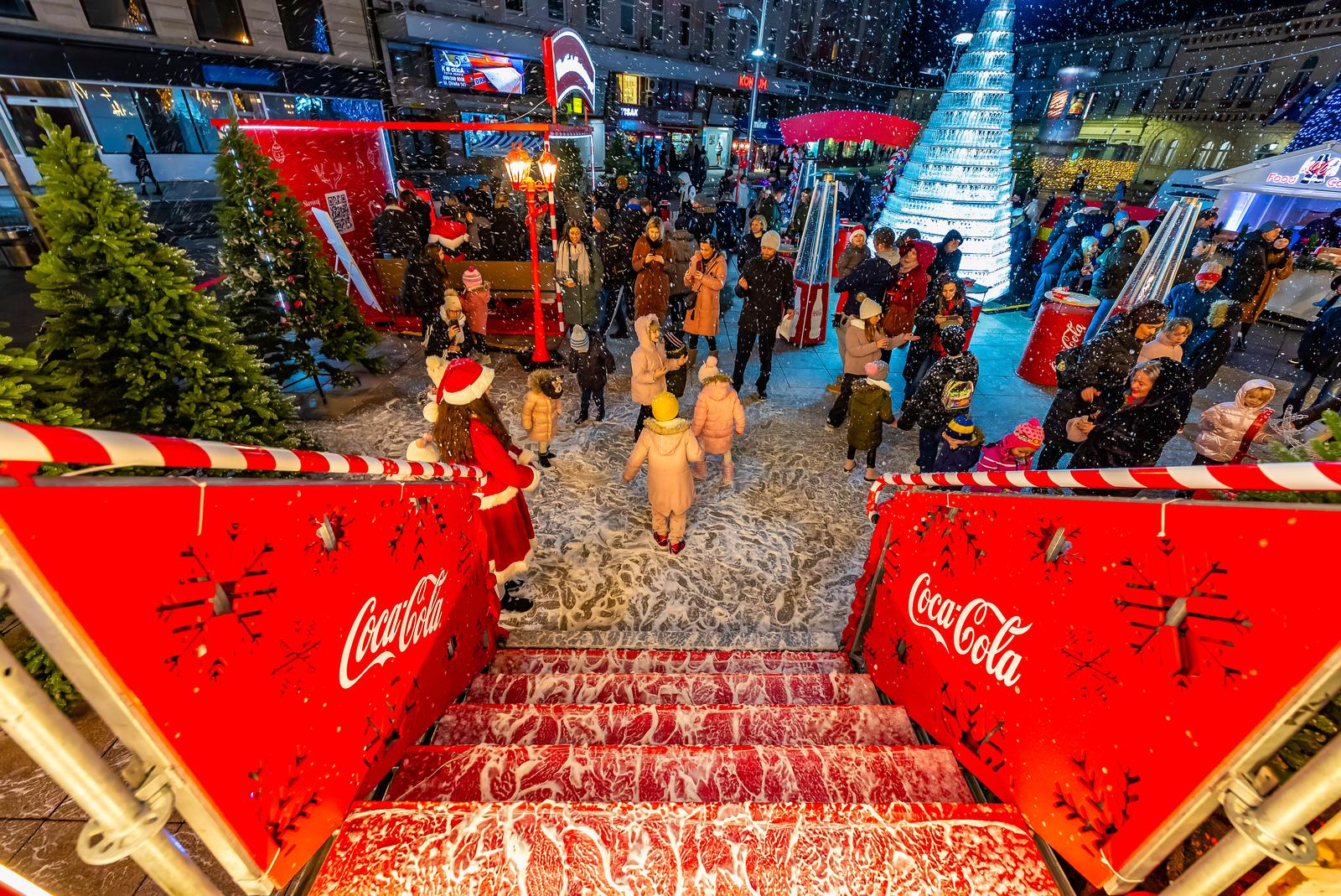 Coca-Colin božićni kamion u Osijeku 2023.
