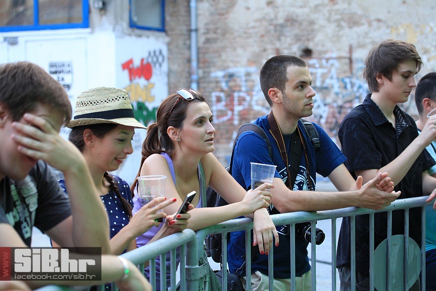 ufo_2_dan_08072012_sibhr_by_002 ufo_2_dan_08072012_sibhr_by_002