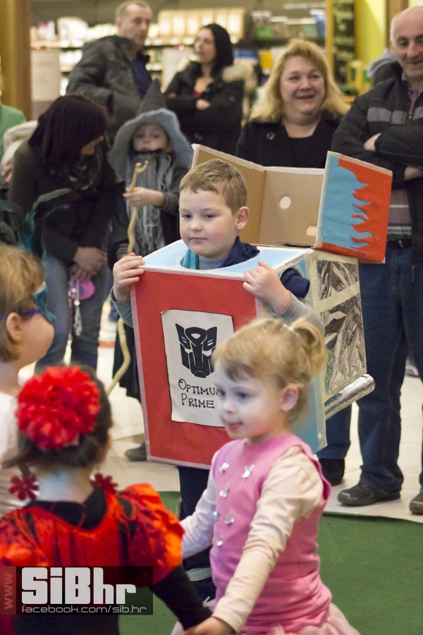 osjecki_karneval_avenue_mall_14