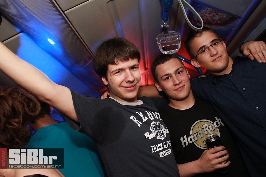 tramvajparty_osijek_nightlife_s