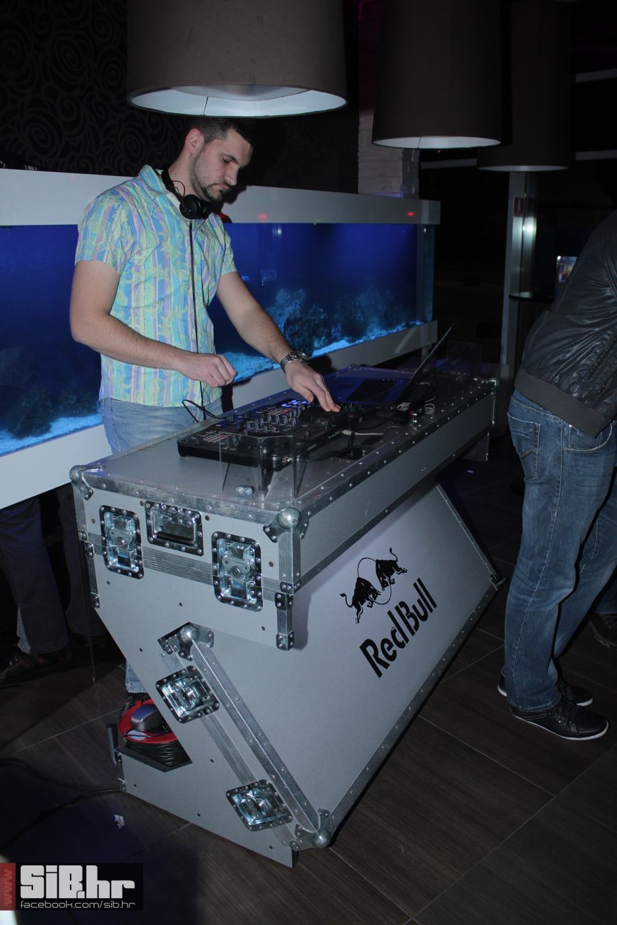 redbull_after_lotus_SiBhr_03