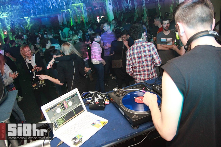 PLANB_osijek_nightlife_sibhr20_ PLANB_osijek_nightlife_sibhr20_
