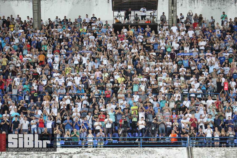 osijek-psv_SiBhr_57