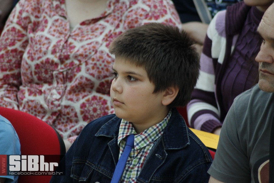 zborovi_skola_franje_kuhaca_SiB