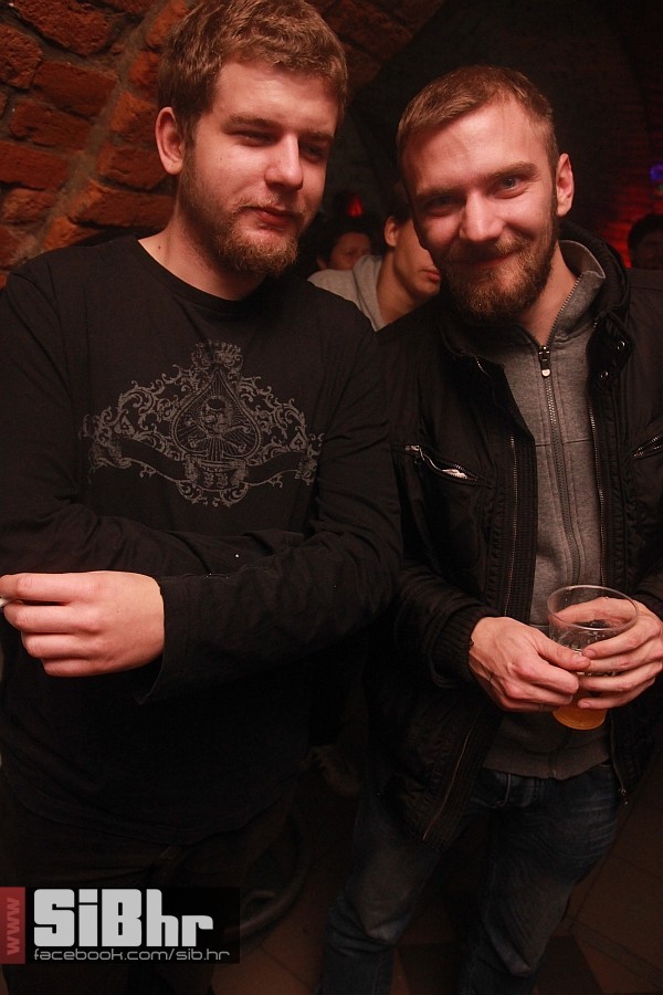 exit_punk_party1511_01