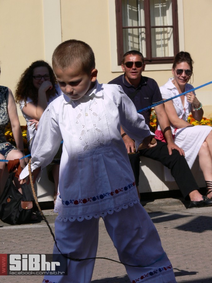 49djakovacki_vezovi_49