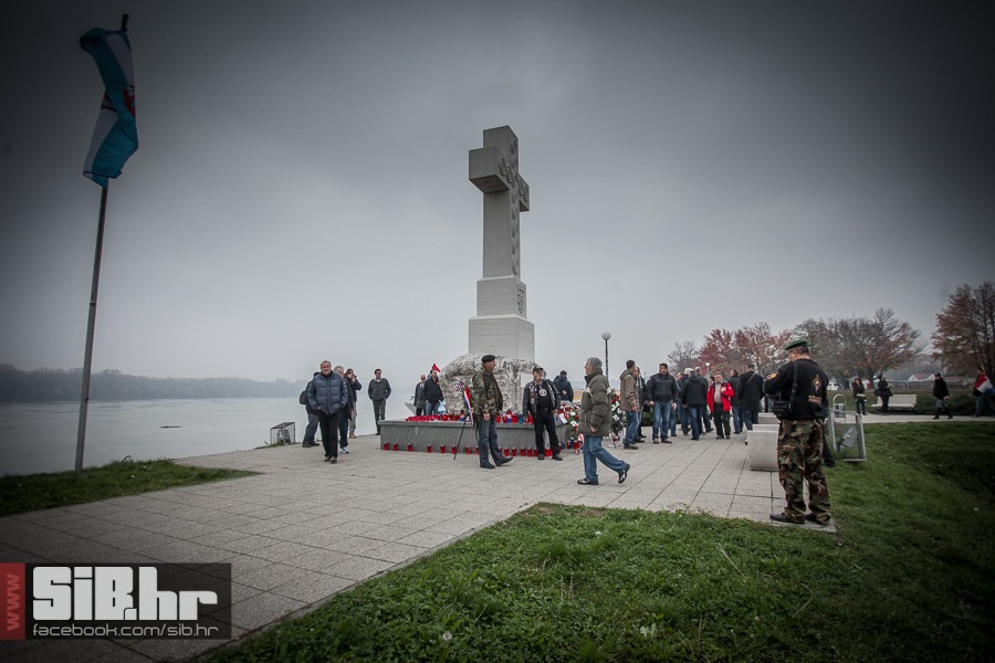 kolona_sjecanja_vukovar_1811201