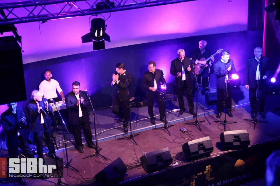 Tomislav_Bralic_i_klapa_Intrade