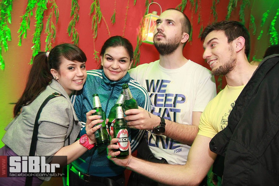 PLANB_osijek_nightlife_sibhr20_ PLANB_osijek_nightlife_sibhr20_