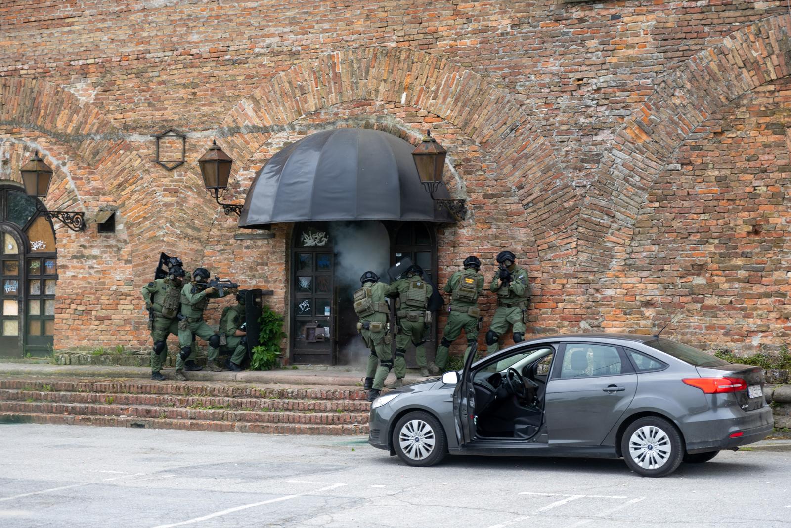 Pokazne policijske vježbe