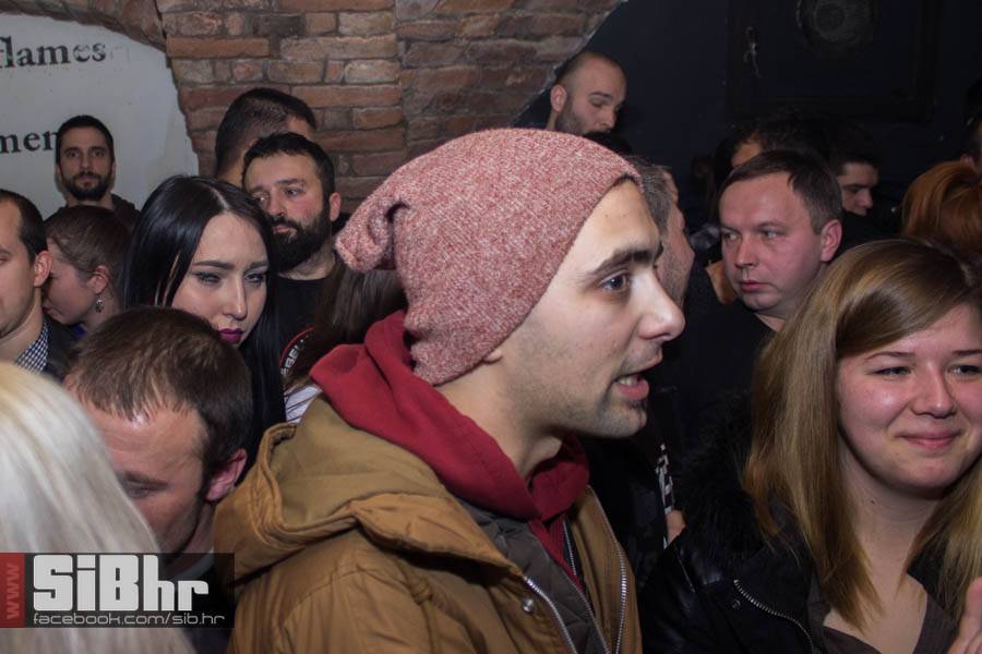 guzva_u_16ercu_EXIT_19 guzva_u_16ercu_EXIT_19