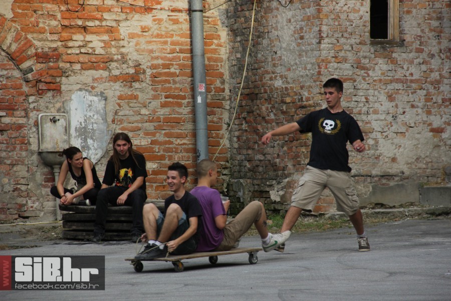 ufo_1_dan_07072012_sibhr_by_008