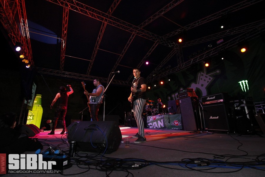 ufo_brkovi_zoran_101 ufo_brkovi_zoran_101