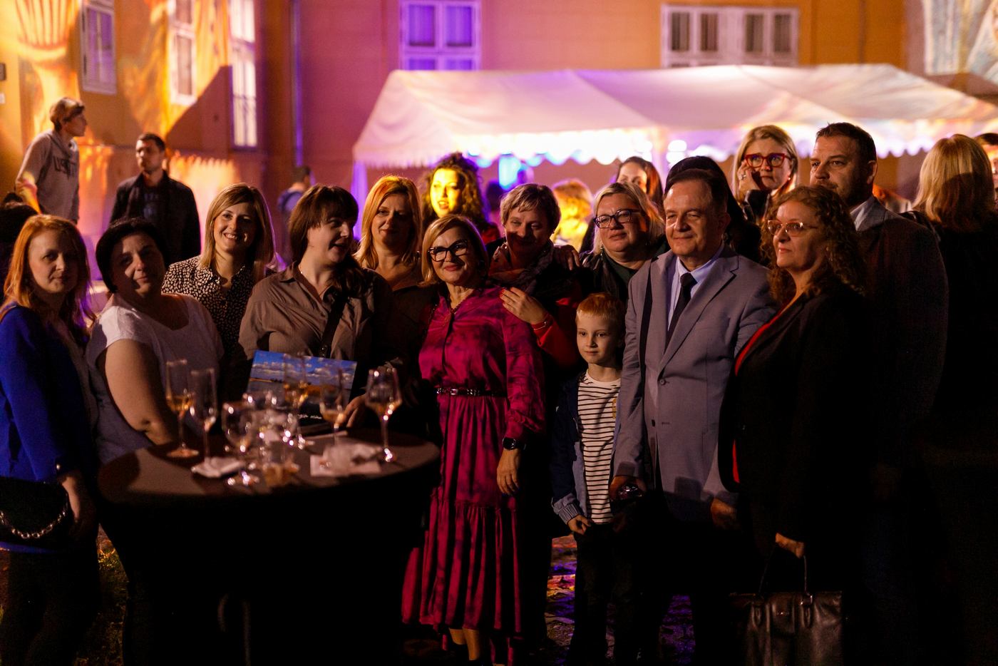 Image 5486324 (auto) Image 5486324 (auto)