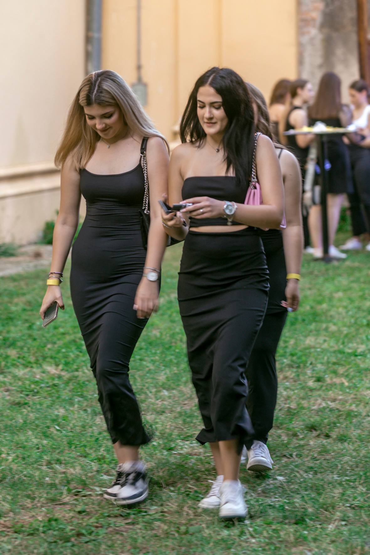 Trap zvijezda Relja održao koncert u osječkoj Tvrđi